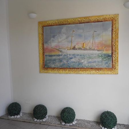 Le Vele Hotell Lido di Ostia Exteriör bild