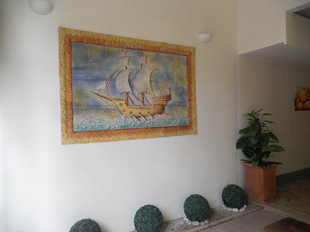 Le Vele Hotell Lido di Ostia Exteriör bild