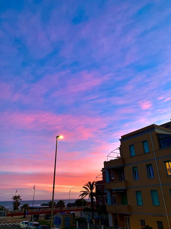 Le Vele Hotell Lido di Ostia Exteriör bild